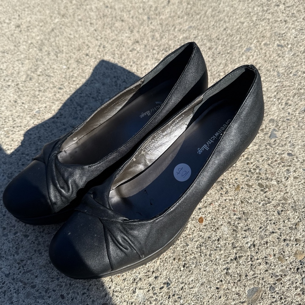 Black Women's Moccasins